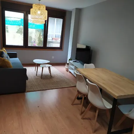 Apartment F6 *